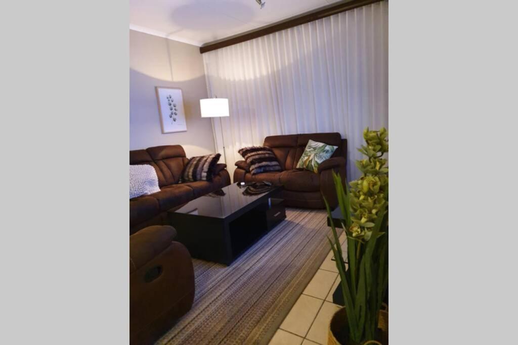 Plush Private Home Πολοκουάνε Εξωτερικό φωτογραφία